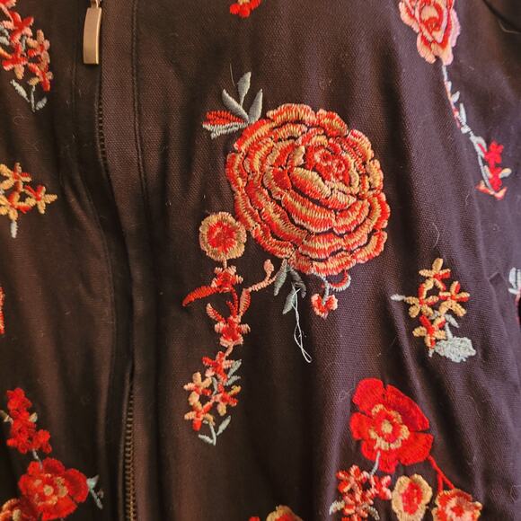 NEW YORK & CO Women’s Black Embroidered Zip Jacket XL Floral Boho Bomber Style - Picture 11 of 15